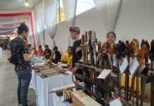 Mendekati dengan Lebih Teliti Koleksi Pusaka Bersejarah Indonesia di Kota Cirebon