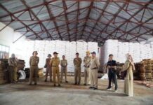 Bupati Gunungkidul Memastikan Stok Pupuk untuk Petani ( Foto : Pemkab Gunungkidul)