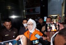 Mantan Dirut Pertamina, Karen Agustiawan, Dijerat Kasus Korupsi oleh KPK