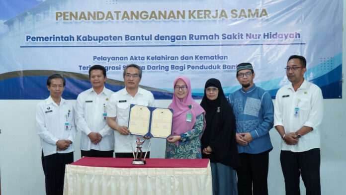 Pendandatanganan Kerjasama terkait Pelayanan Prima ( Foto : Pemkab Bantul )