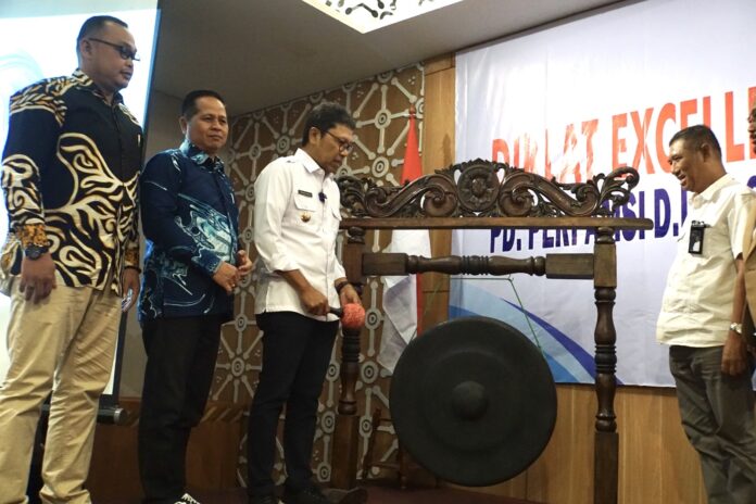 Pembukaan Diklat Excellent Service dan Leadership yang Digelar oleh Persatuan Perusahaan Air Minum seluruh Indonesia (Perpamsi) DIY (Foto Pemkot Jogja)