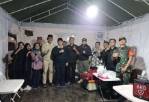 Wali Kota Yogyakarta bersama jajaran Forkopimda meninjau Pos Kesehatan di Teteg pada Jumat (28/3/2025) untuk memastikan kesiapan layanan bagi pemudik dan wisatawan. Dengan tenaga medis yang siaga serta fasilitas yang memadai, diharapkan perjalanan mudik tetap aman dan nyaman. (Foto: Dok. Pemkot Yogyakarta)