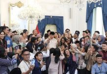 Presiden Prabowo Subianto yang tengah bertemu awak media di Istana Merdeka tak luput dari ajakan untuk ber-'velocity' bersama (Foto: Ist)