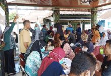 Dinas Kesehatan Kota Yogyakarta menggelar layanan pemeriksaan kesehatan gratis bagi para lansia di Kelurahan Purbayan. Kegiatan ini merupakan bentuk perhatian Pemerintah Kota Yogyakarta terhadap kesehatan warga lanjut usia, sebagai langkah deteksi dini dan upaya peningkatan kualitas hidup lansia. (Foto: Dok. Pemkot Yogyakarta)