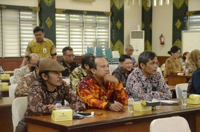 Peserta antusias ikuti pelatihan Pengarusutamaan Gender (PUG) demi wujudkan pembangunan yang lebih inklusif! di Balai Kota, Selasa (22/4/2025).(Foto: Dok.Pemkot Yogyakarta) Peserta antusias ikuti pelatihan Pengarusutamaan Gender (PUG) demi wujudkan pembangunan yang lebih inklusif! di Balai Kota, Selasa (22/4/2025).(Foto: Dok.Pemkot Yogyakarta)