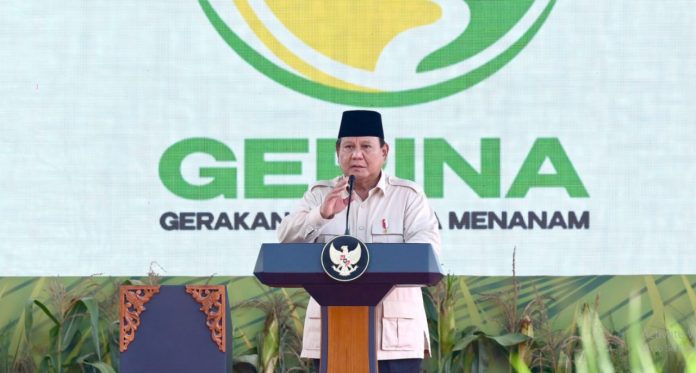 Presiden Republik Indonesia, Prabowo Subianto, secara resmi meluncurkan program nasional Gerakan Indonesia Menanam (Gerina) pada Rabu, 23 April 2025, di Kabupaten Banyuasin, Sumatra Selatan (Foto: Presiden RI) Presiden Republik Indonesia, Prabowo Subianto, secara resmi meluncurkan program nasional Gerakan Indonesia Menanam (Gerina) pada Rabu, 23 April 2025, di Kabupaten Banyuasin, Sumatra Selatan (Foto: Presiden RI)