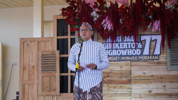 Wakil Bupati Danang Maharsa menyampaikan apresiasinya terhadap penyelenggaraan peringatan Hari Ulang Tahun (HUT) ke-77 Kalurahan Girikerto, Kapanewon Turi, yang digelar pada Minggu (27/4/2025). (Foto: Humas Pemda Sleman) Wakil Bupati Danang Maharsa menyampaikan apresiasinya terhadap penyelenggaraan peringatan Hari Ulang Tahun (HUT) ke-77 Kalurahan Girikerto, Kapanewon Turi, yang digelar pada Minggu (27/4/2025). (Foto: Humas Pemda Sleman)