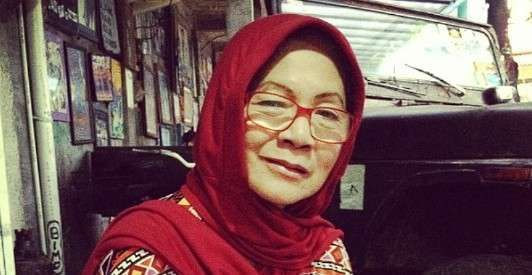 Bunda Iffet, ibu dari drummer Slank, Bimbim, tutup usia pada Sabtu malam (26/4/2025) pukul 22.42 WIB. Bunda Iffet, ibu dari drummer Slank, Bimbim, tutup usia pada Sabtu malam (26/4/2025) pukul 22.42 WIB.