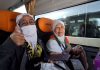 Jemaah haji Indonesia di atas bus yang telah ditentukan. (Foto: MCH 2025)