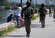 Tentara India saat berjaga di Kashmir (Foto: ABC)