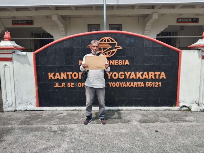 Kadiv Humas JPW Baharuddin Kamba meminta agar aparat menyelidiki pengganti nomor polisi pada mobil BMW yang dikendarai CPP (Foto: Ist) Kadiv Humas JPW Baharuddin Kamba meminta agar aparat menyelidiki pengganti nomor polisi pada mobil BMW yang dikendarai CPP (Foto: Ist)