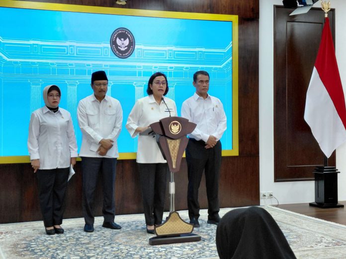 Menteri Keuangan RI Sri Mulyani memberikan keterangan pers dihadapan wartawan di Istana Kepresidenan, Jakarta (2/6/2025) (Foto: Ist)