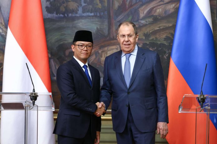 Pertemuan bilateral Menlu Sugiono dan Menlu Rusia, Sergey Lavrov, Selasa (17/6/2025) di Moskow, Rusia (Foto:Kemlu Rusia) Pertemuan bilateral Menlu Sugiono dan Menlu Rusia, Sergey Lavrov, Selasa (17/6/2025) di Moskow, Rusia (Foto:Kemlu Rusia)