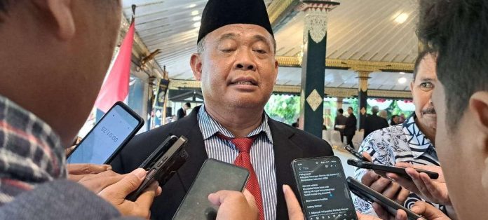 Bupati Sleman Harda Kiswaya menyebut sejumlah temuan kasus, dalam realisasi program WiFi Gratis Padukuhan di Bumi Sembada. (Foto: Tim Media Bupati Sleman)