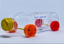 Ilustrasi Mobil Mainan dari Botol Bekas (Foto: Istimewa)