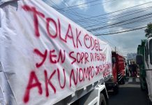 Ratusan sopir truk di Gunungkidul gelar aksi damai. (Foto:RRI)
