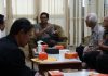 Anggota DPRD DIY, Dr. R. Stevanus Christian Handoko, S.Kom., M.M berdiskusi dengan Warga Giwangan (Foto: DPRD DIY)