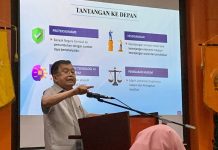 Wakil Presiden ke-10 dan ke-12, Jusuf Kalla (JK) dalam forum terbuka bertajuk Ekonomi Politik Indonesia di Tengah Kondisi Global Terkini di Auditorium Juwono Sudarso, Kampus Universitas Indonesia, Depok, Jawa Barat, Kamis (22/5/2025) - Foto: Istimewa