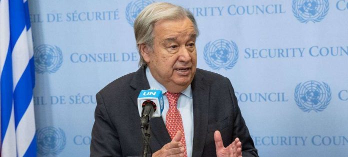 Sekretaris Jenderal, António Guterres, berbicara kepada pers di Markas Besar PBB, di New York (Foto: PBB/Eskinder Debebe) Sekretaris Jenderal, António Guterres, berbicara kepada pers di Markas Besar PBB, di New York (Foto: PBB/Eskinder Debebe)