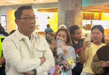 Super Air Jet Berikan Penjelasan dan Permintaan Maaf Usai Protes Ridwan Kamil Soal Keterlambatan Penerbangan Tangkapan layar Ridwan Kamil protes pada Super Air Jet (Foto: Istimewa)