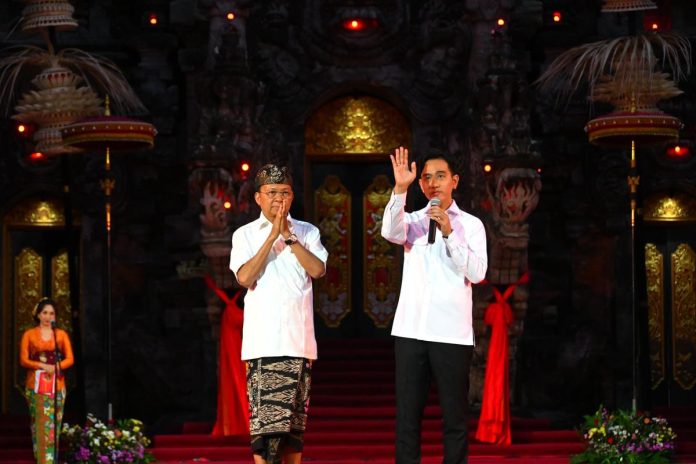 Wakil Presiden RI Gibran Rakabuming Raka menghadiri gelaran Pesta Kesenian Bali (PKB) XLVII Tahun 2025 di Kawasan Art Center di Denpasar, Bali, Jumat (4/7/2025).(BPMI Setwapres) Wakil Presiden RI Gibran Rakabuming Raka menghadiri gelaran Pesta Kesenian Bali (PKB) XLVII Tahun 2025 di Kawasan Art Center di Denpasar, Bali, Jumat (4/7/2025).(BPMI Setwapres)