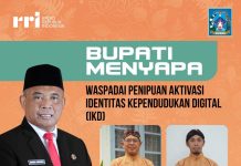 Siaran Bupati Menyapa melalui RRI Pro 4 Yogyakarta, membahas mengenai Aktivasi Identitas Kependudukan Digital (IKD). (Foto: RRI Yogyakarta).