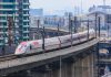 Kereta cepat, Whoosh sedang melintas (Foto: Dokumentasi/PT KCIC)