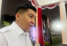 Menteri PKP Maruarar Sirait atau Ara usai bertemu dengan dua menteri lainnya yakni Menteri Keuangan (Menkeu) Sri Mulyani dan Menteri Ketenagakerjaan (Menaker) Yassierli di Kantor Kementerian Keuangan (Kemenkeu), Jakarta, Rabu (27/8/2025) - Foto: Istimewa