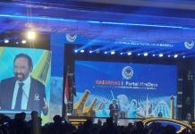 Ketua Umum Partai Nasdem, Surya Paloh pidato saat membuka Rakernas Partai Nasdem, di Hotel Claro, Makassar, Sulsel, Jumat (8/8/2025). Paloh mengatakan, partainya tetap mendukung pemerintahan Presiden Prabowo. (TRIBUN TIMUR/Erlan Saputra)