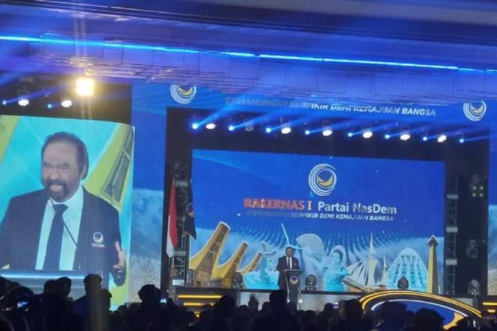 Ketua Umum Partai Nasdem, Surya Paloh pidato saat membuka Rakernas Partai Nasdem, di Hotel Claro, Makassar, Sulsel, Jumat (8/8/2025). Paloh mengatakan, partainya tetap mendukung pemerintahan Presiden Prabowo. (TRIBUN TIMUR/Erlan Saputra)