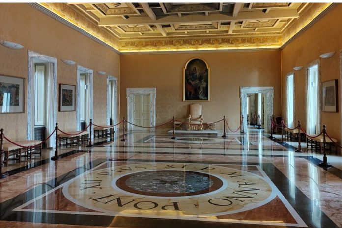 Ruangan Istana Apostolik di Kastel Gandolfo, Italia.(Dok. Vatican News)