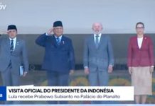 Presiden Prabowo Subianto saat bertemu dengan Presiden Brasil, Luiz Inacio Lula da Silva di Istana Planalto, Brasilia, pada Rabu (9/7/2025). (Dok. Sekretariat Presiden )