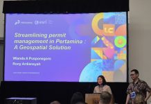 Pertamina Terobos Kerumitan Perizinan dengan Sistem Geospasial Real-Time PT Pertamina (Persero) memperkenalkan inovasi digital dalam pengelolaan perizinan melalui penerapan berbasis teknologi geospasial ArcGIS di Esri User Conference 2025 di San Diego, Amerika Serikat.(DOKUMENTASI ESRI)