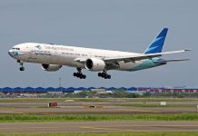 Usai Pengumuman Trump, Pembelian 50 Pesawat Boeing oleh Garuda Masih dalam Tahap Penjajakan Pesawat Boeing 777-300 ER yang dioperasikan oleh Garuda Indonesia.(PEXELS/JEFFRY S.S)