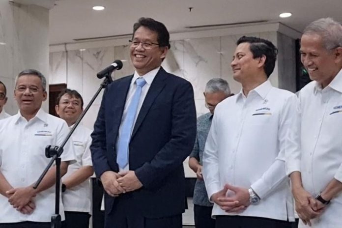 Wakil Menteri Keuangan Suahasil Nazara (kiri), Menteri Keuangan Purbaya Yudhi Sadewa (tengah), Wakil Menteri Keuangan Thomas Djiwandono, dan Wakil Menteri Keuangan Anggito Abimanyu saat konferensi pers di Kementerian Keuangan, Jakarta, Senin (8/9/2025) (Foto: Istimewa)