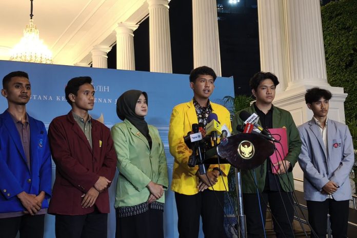 Perwakilan BEM SI Kerakyatan usai diterima di Istana, Jakarta, Kamis (4/9/2025) untuk menerima aspirasi. (Foto: Istimewa)